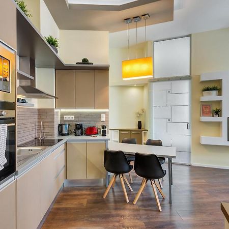 Spacious & Stylish Apartment In Downtown בודפשט מראה חיצוני תמונה