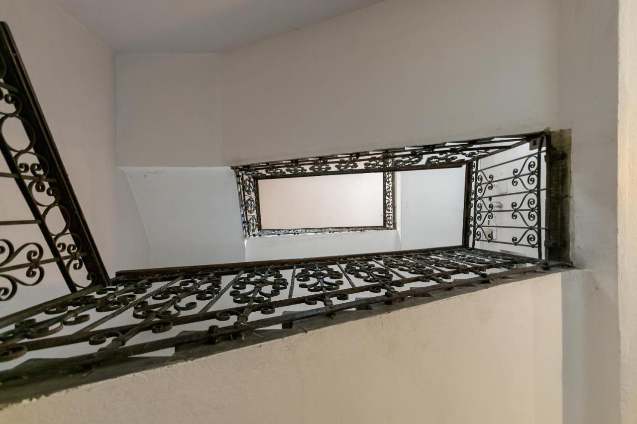 Spacious & Stylish Apartment In Downtown בודפשט מראה חיצוני תמונה